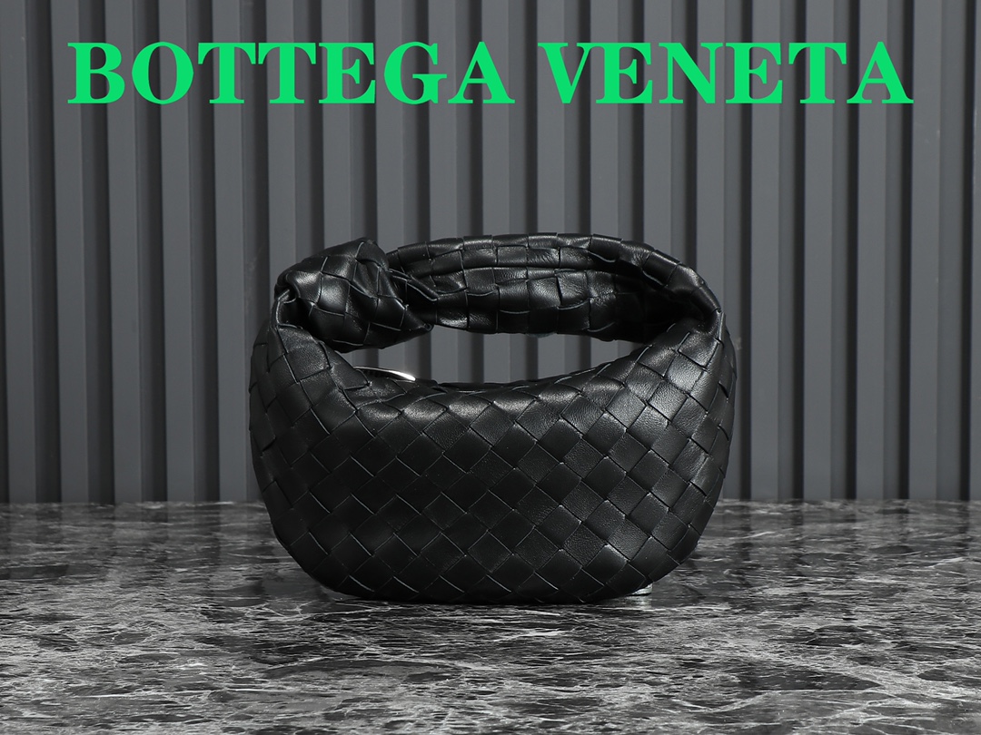 Bottega Veneta Hobo Bags